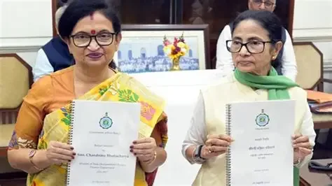 कोलकाता, पश्चिम बंगाल: चंद्रिमा भट्टाचार्य के इस्तीफे पर TMC संकट गहराया, संदीपन साहा ने किया स्वागत
