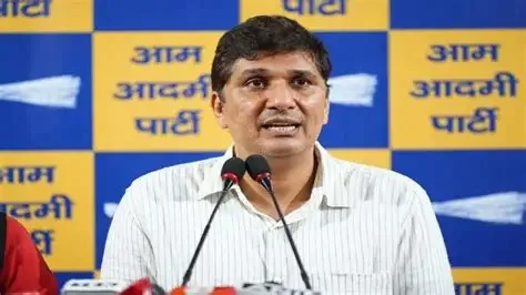 दिल्ली: RSS पर हमला बोलते हुए सौरभ भारद्वाज ने उठाए गंभीर सवाल, बोले- 'चढ़ावा चोरों को बचाने वाले हिंदू-विरोधी'