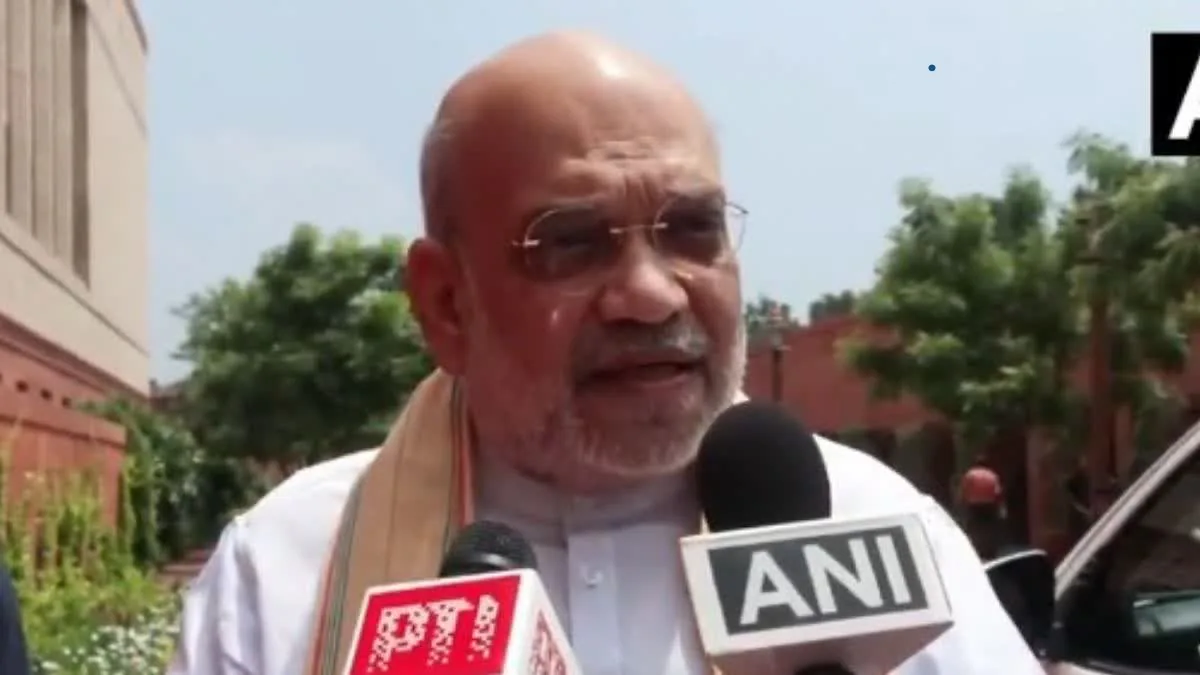 संसद में सरकार-विपक्ष आमने-सामने: अमित शाह बोले- पूरी रात चर्चा को तैयार, राहुल गांधी ने मांगा इस्तीफा