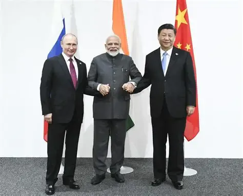 SCO Summit में मोदी की एंट्री पर दुनिया की नजर: एक ही मंच पर भारत, चीन, पाकिस्तान और रूस—आतंकवाद से लेकर सीमा विवाद तक क्यों अहम है बिश्केक की बैठक?