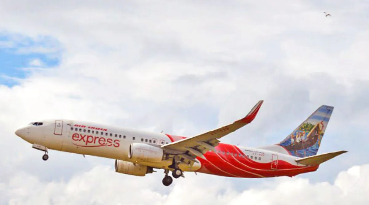 उड़ते विमान के टॉयलेट में मिला ‘BOMB’ लिखा टिश्यू: अहमदाबाद में Emergency Landing, अब सभी 32 यात्रियों की लिखावट की जांच