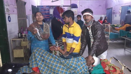 कार ने साइकिल सवार दो को कुचला एक की मौत