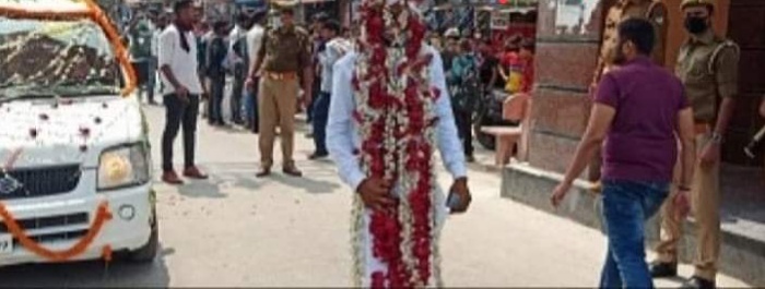 अररिया /जोगबनी -कोरोना को लेकर उपजे हालात ने सोमवार को दो दूल्हों के अरमानों पर पानी फेर दिया।