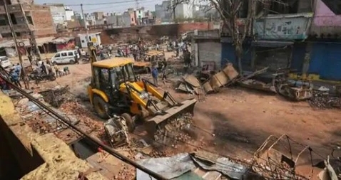 दिल्ली हिंसा: उपद्रवियों की लगाई आग में लोगों के सपने भी जल गए