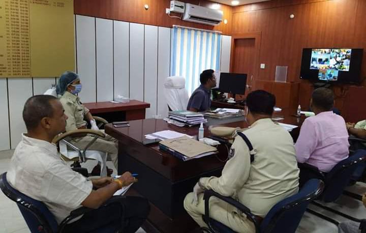 अररिया: लॉकडाउन के दौरान संचालित विभिन्न गतिविधियों को लेकर गहन समीक्षा की गई