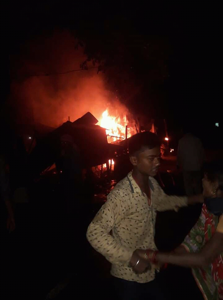 सुपौल:  दुकान में लगी आग जल कर राख