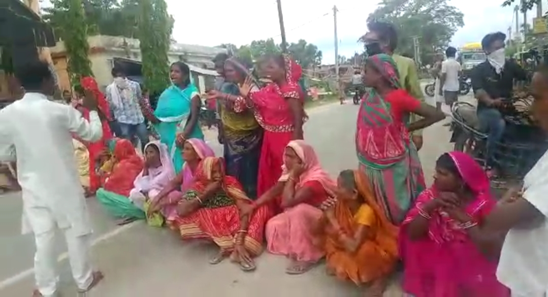 सहरसा:- जीविका कार्यालय की मनमानी
