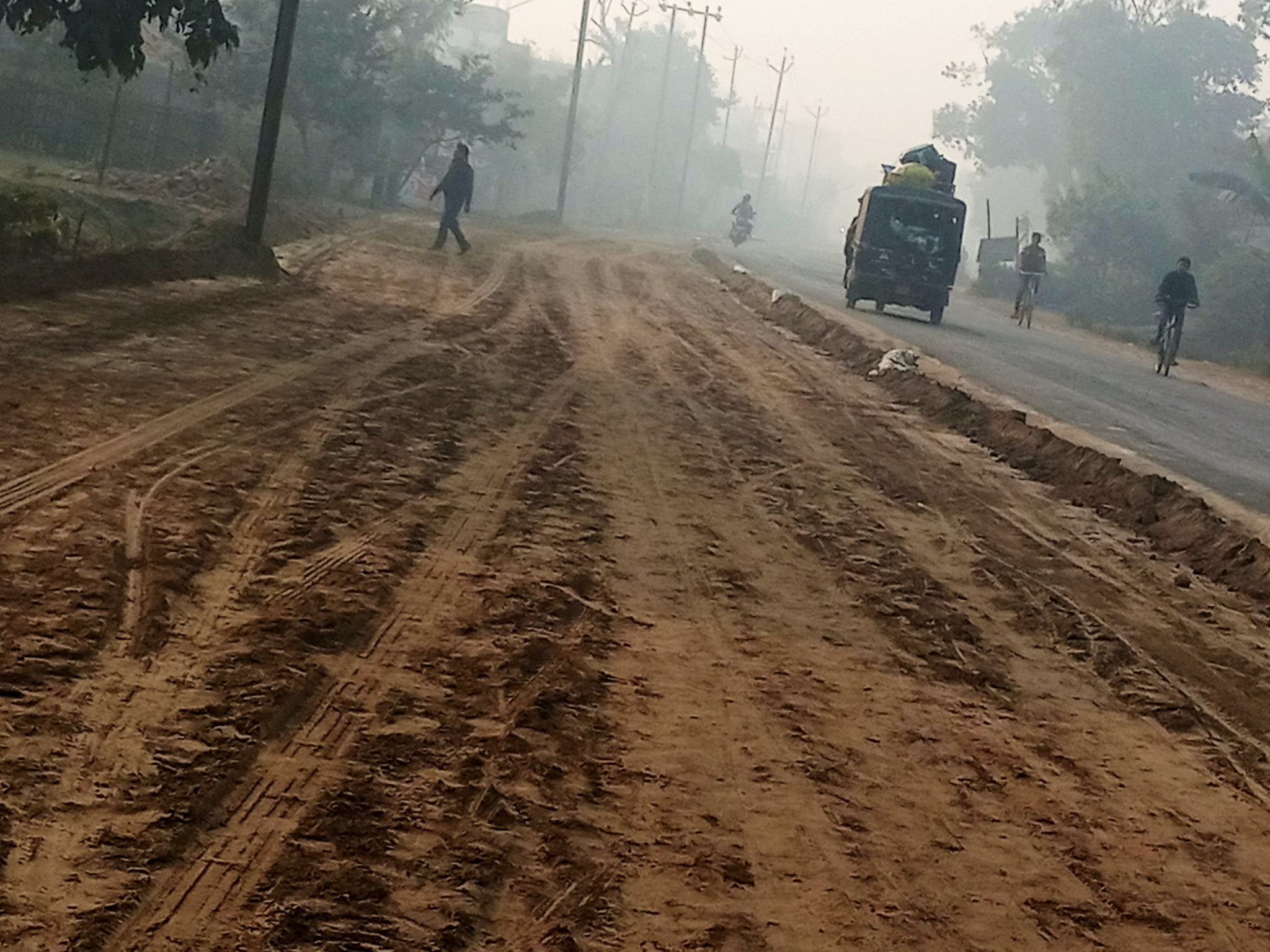 मधेपुरा-सिंहेश्वर NH-106 निर्माण कार्य प्रगति पर