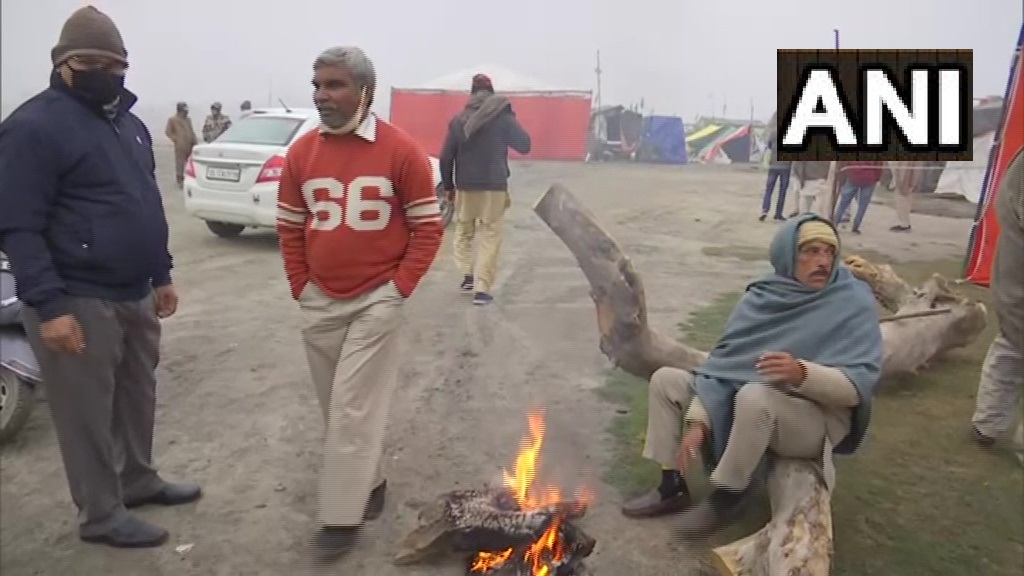 कृषि कानूनों के खिलाफ बुराड़ी के निरंकारी समागम ग्राउंड में किसानों का प्रदर्शन जारी