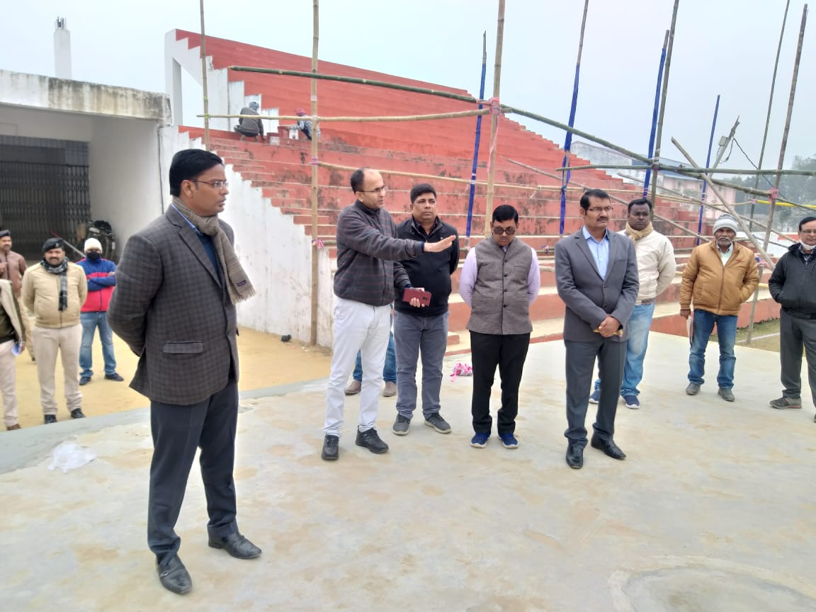 सहरसा: 26 जनवरी गणतंत्र दिवस समारोह के आयोजन की तैयारियो के संदर्भ में ज़िलाधिकारी श्री कौशल कुमार ने सहरसा स्टेडियम मुख्य समारोह स्थल का निरीक्षण किया।