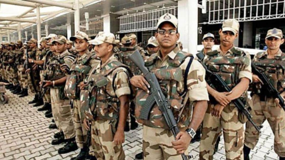केंद्रीय औद्योगिक सुरक्षा बल (CISF) में असिस्टेंट सब इंस्पेक्टर के कुल 690 पदों भर्तियां निकाली हैं