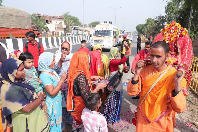 यमुना कलश पदयात्रा’ मथुरा पहुंची