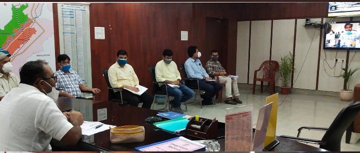 कोविड 19 वैक्सीनेशन,कोरोना सैम्पलिंग,मास्क चेकिंग वर्चुअल समीक्षा बैठक