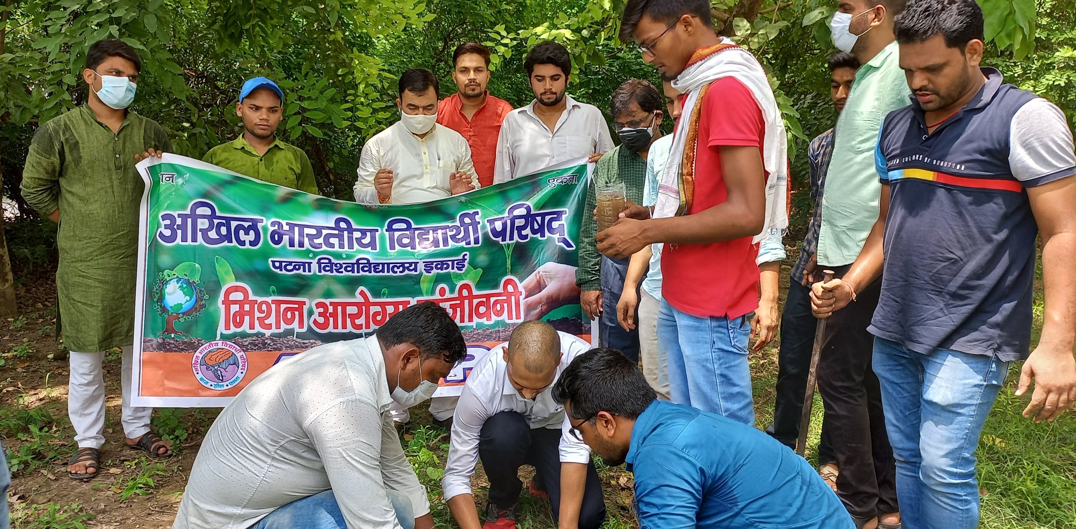 अभियान के अंतिम चरण में पटना विश्वविद्यालय इकाई के द्वारा वृहत रूप से वृक्षारोपण