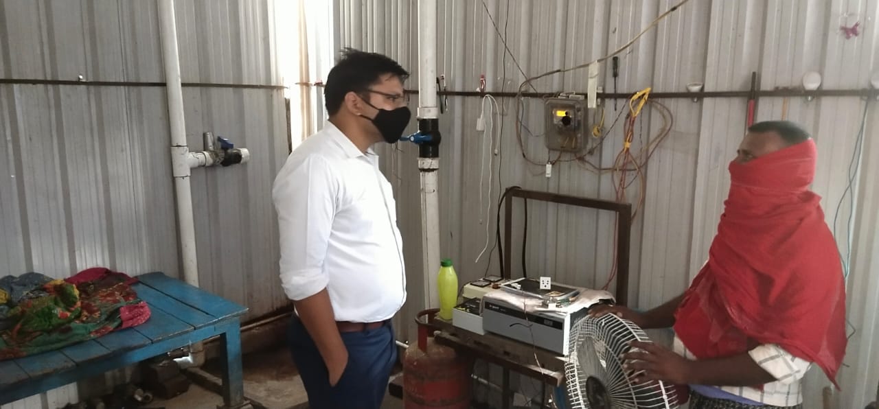बेगूसराय - जिला पदाधिकारी श्री अरविंद कुमार वर्मा ने विभिन्न वार्डों में हर घर नल जल योजना का स्थलीय निरीक्षण