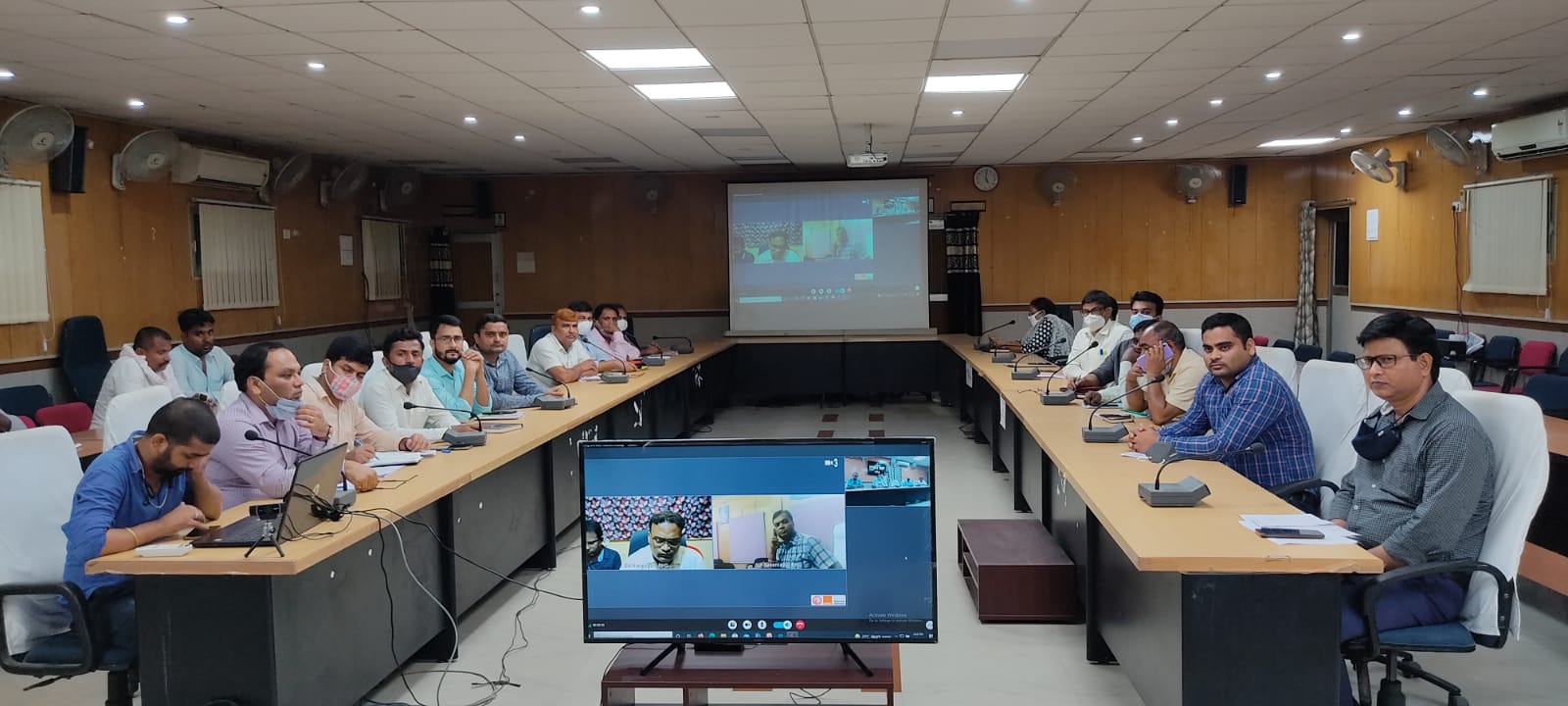 पंचायत आम निर्वाचन-2021 के सफल संचालन हेतु सभी निर्वाचन पदाधिकारी के साथ बैठक