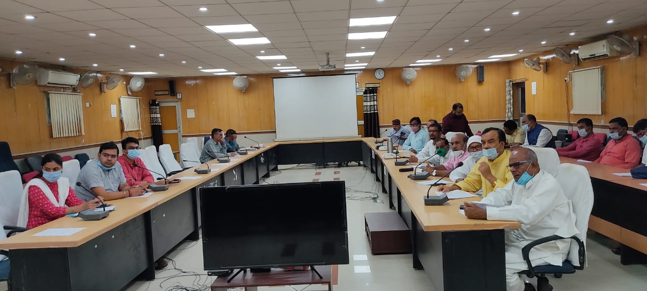 संयुक्त रूप से आगामी दुर्गा पूजा - 2021 की तैयारी के दृष्टिगत जिला शांति समिति की बैठक आयोजित