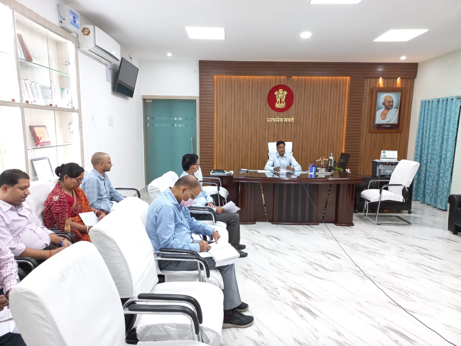 पंचायत निर्वाचन के अंतर्गत दिनांक 15.11.2021 को सप्तम चरण के साथ समीक्षा बैठक