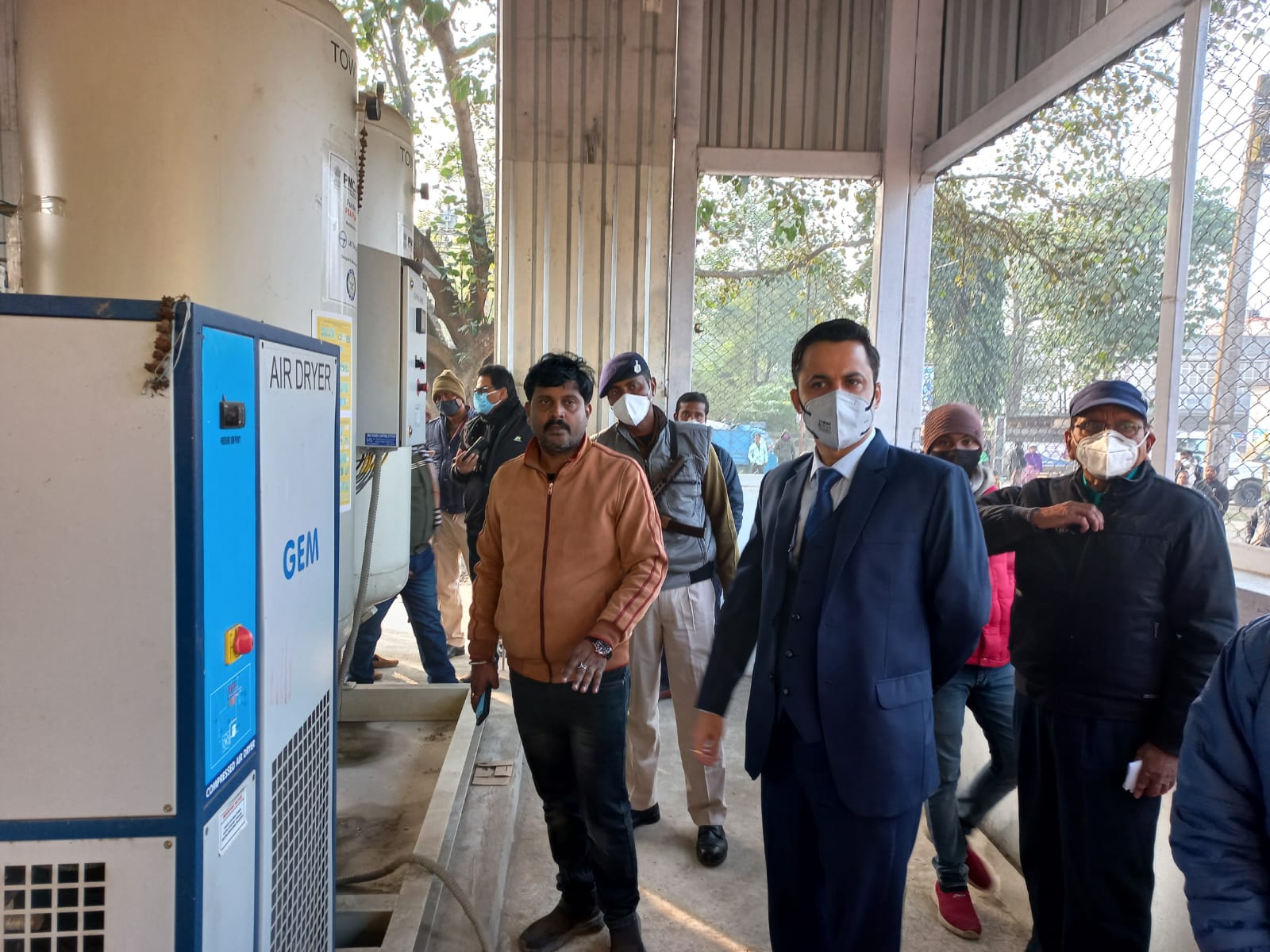 ज़िलाधिकारी श्री आनंद शर्मा ने सदर अस्पताल, सहरसा का निरीक्षण किया
