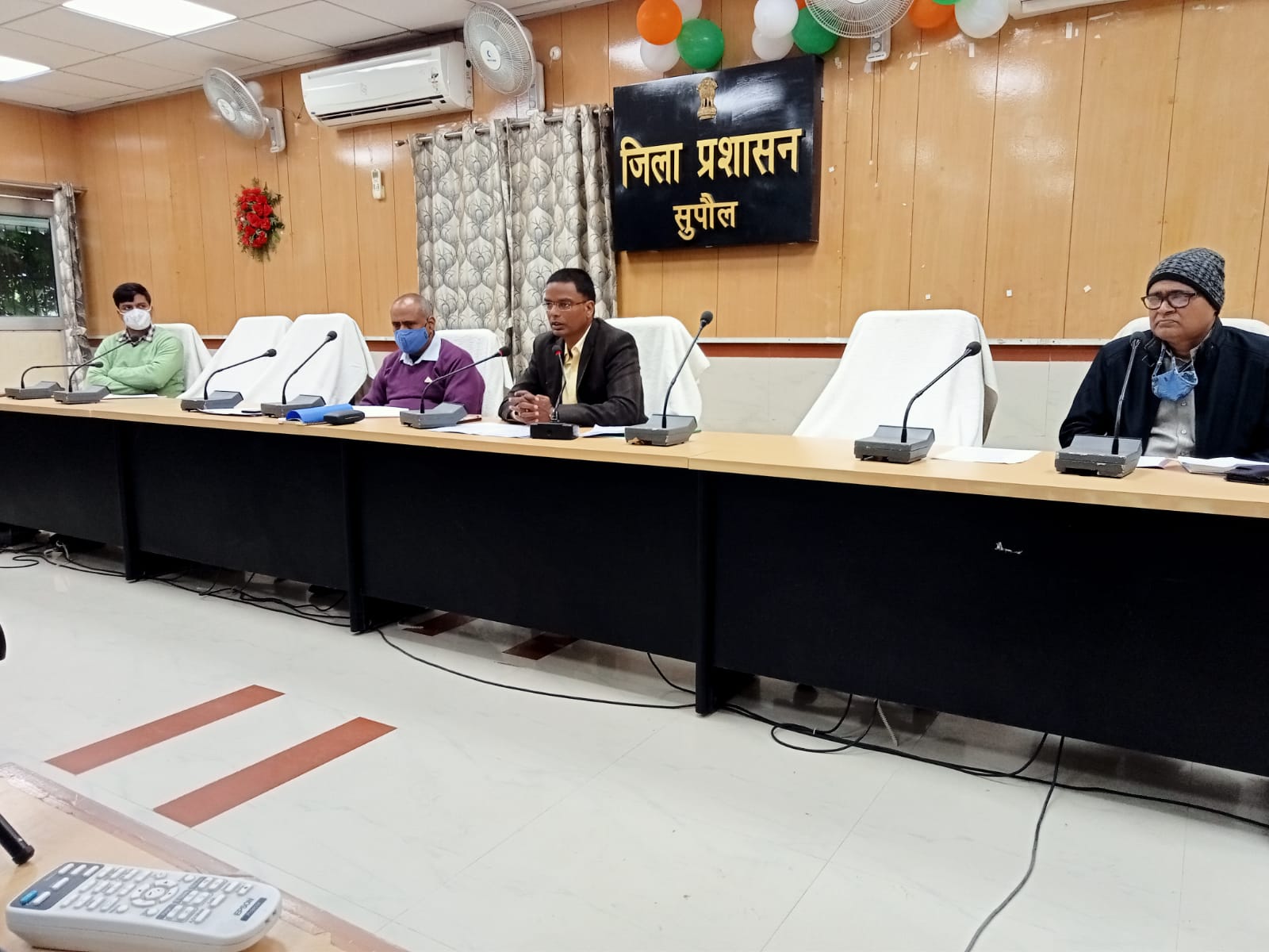 ताड़ी के उत्पादन एवं बिक्री में पारंपरिक रूप से जुड़े परिवारों के सर्वेक्षण के संबंध में बैठक