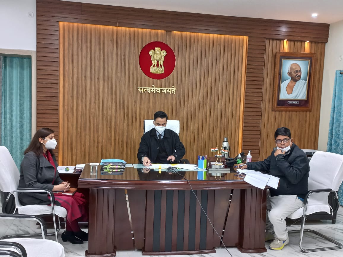 विडियो कांफ्रेंसिंग के माध्यम से बिहार लोक शिकायत निवारण अधिकार अधिनियम के तहत लंबित परिवादों की समीक्षा