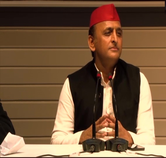 अब वहां से वापस आने की ज़रूरत नहीं है: सपा प्रमुख अखिलेश यादव