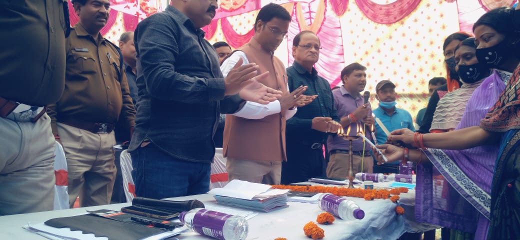 शराबबंदी, बाल विवाह एवं दहेज प्रथा के खिलाफ जागरूकता अभियान चलाया