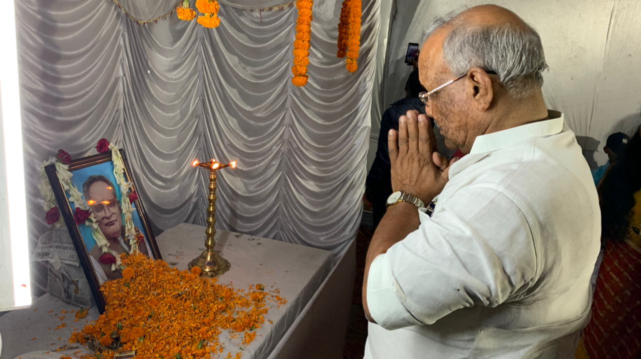 कटिहार के कोढ़ा में बिहार सरकार के पूर्व मंत्री स्व० सीताराम दास जी के श्राद्ध कर्म में शामिल हो हुतात्मा को अपने श्रद्धासुमन अर्पित