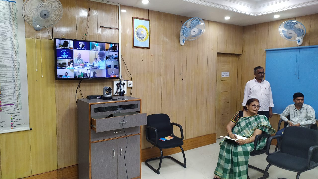 सुपौल की अध्यक्षता में नीलाम पत्र शाखा से संबंधित समीक्षा बैठक वीडियो कॉन्फ्रेंसिंग के माध्यम