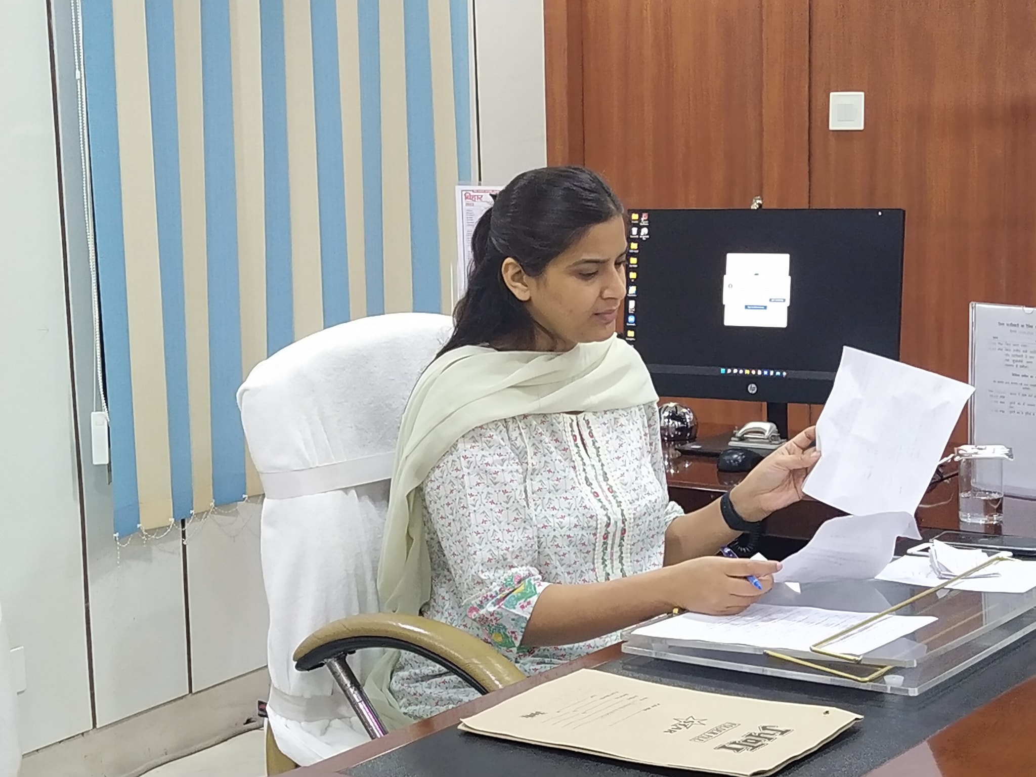 अररिया की अध्यक्षता में जनता दरबार का आयोजन जिलाधिकारी कार्यालय वेश्म में आयोजित
