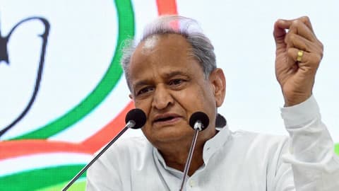 'काला जादू' पर सीएम गहलोत का जवाब- मैं राजस्थान में परमानेंट जादूगर, मेरा जादू भी स्थायी