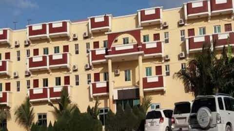 सोमालिया में 26/11 जैसा आतंकी हमला, 11 घंटों से जारी है गोलीबारी, 15 की मौत