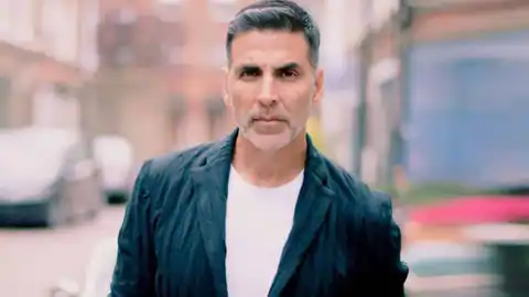Akshay Kumar Property: अक्षय कुमार ने बेचा अपना अंधेरी स्थित अपार्टमेंट, जानें किसने और कितने करोड़ में खरीदा