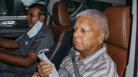 लालू यादव को कोर्ट से मिली सिंगापुर जाने की इजाजत, अक्टूबर में इलाज के लिए विदेश जाएंगे आरजेडी सुप्रीमो