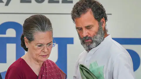 Bihar Elections 2025: सोनिया गांधी का पटना दौरा, महागठबंधन में सीट बंटवारे पर बन रही सहमति