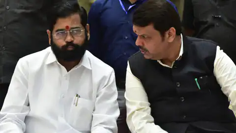 महाराष्ट्र सरकार पर संकट! एकनाथ शिंदे का सिरदर्द बना 2 MLAs का झगड़ा; 5 दिन अहम