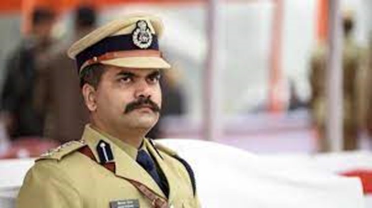 IG विकास वैभव की बढ़ी मुश्किलें : गृह विभाग ने जारी किया नोटिस, मांगा जवाब
