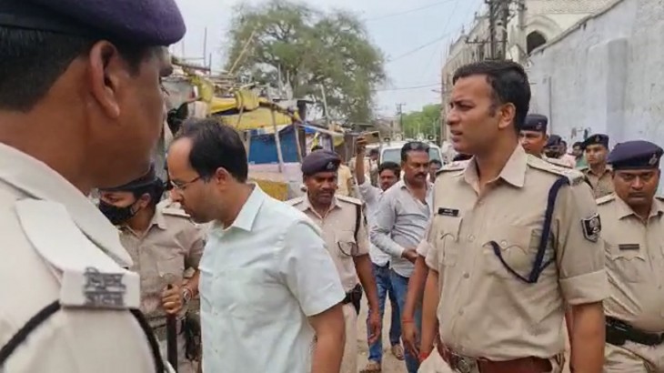 बम बनाने के दौरान विस्फोट, जांच में जुटी पुलिस