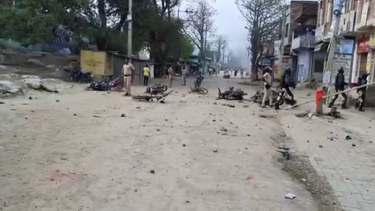 Violence In Bihar: सासाराम के बाद नालंदा में भी हिंसक झड़प, कई दुकानों और घरों को किया आग के हवाले