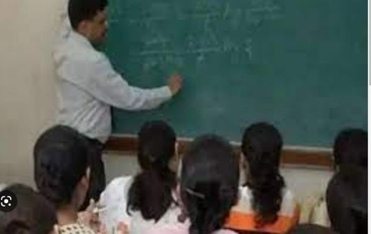 नई नियमावली का विरोध करने पर जेल और नौकरी जाने का खतरा ! ..शिक्षा विभाग ने जारी किया आदेश
