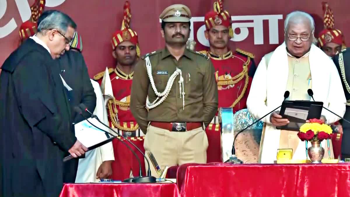'मैं आरिफ मोहम्मद खान ईश्वर की शपथ लेता हूं..' 26 साल बाद बिहार को मिला मुस्लिम राज्यपाल - ARIF MOHAMMED KHAN