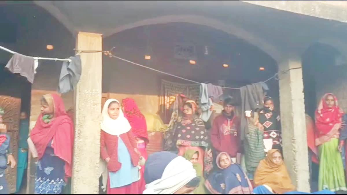पति को पानी देने गई थी.. आधी रात को किसी ने पीछे से मार दी गोली.. - MURDER IN BETTIAH
