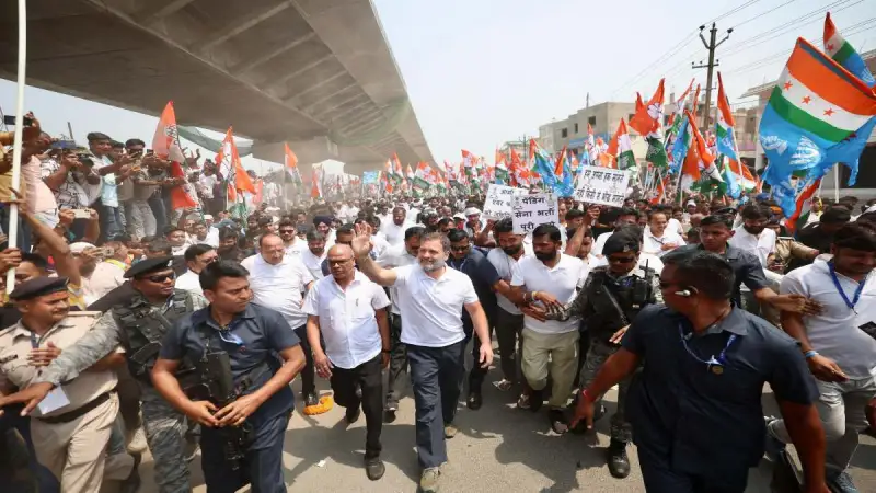 ‘बिहार का चेहरा बदलना चाहते हैं…’, पटना में राहुल गांधी ने क्या-क्या कहा?