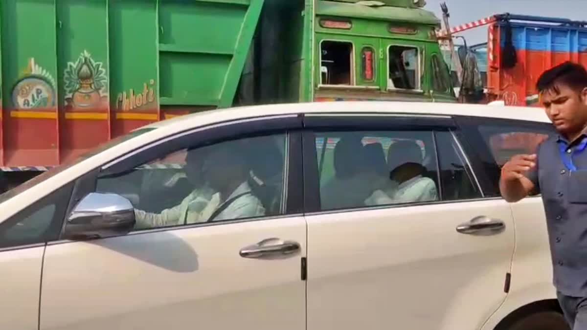 सीएम की सुरक्षा में चूक! काफी देर तक जाम में फंसे रहे नीतीश कुमार - CM NITISH KUMAR