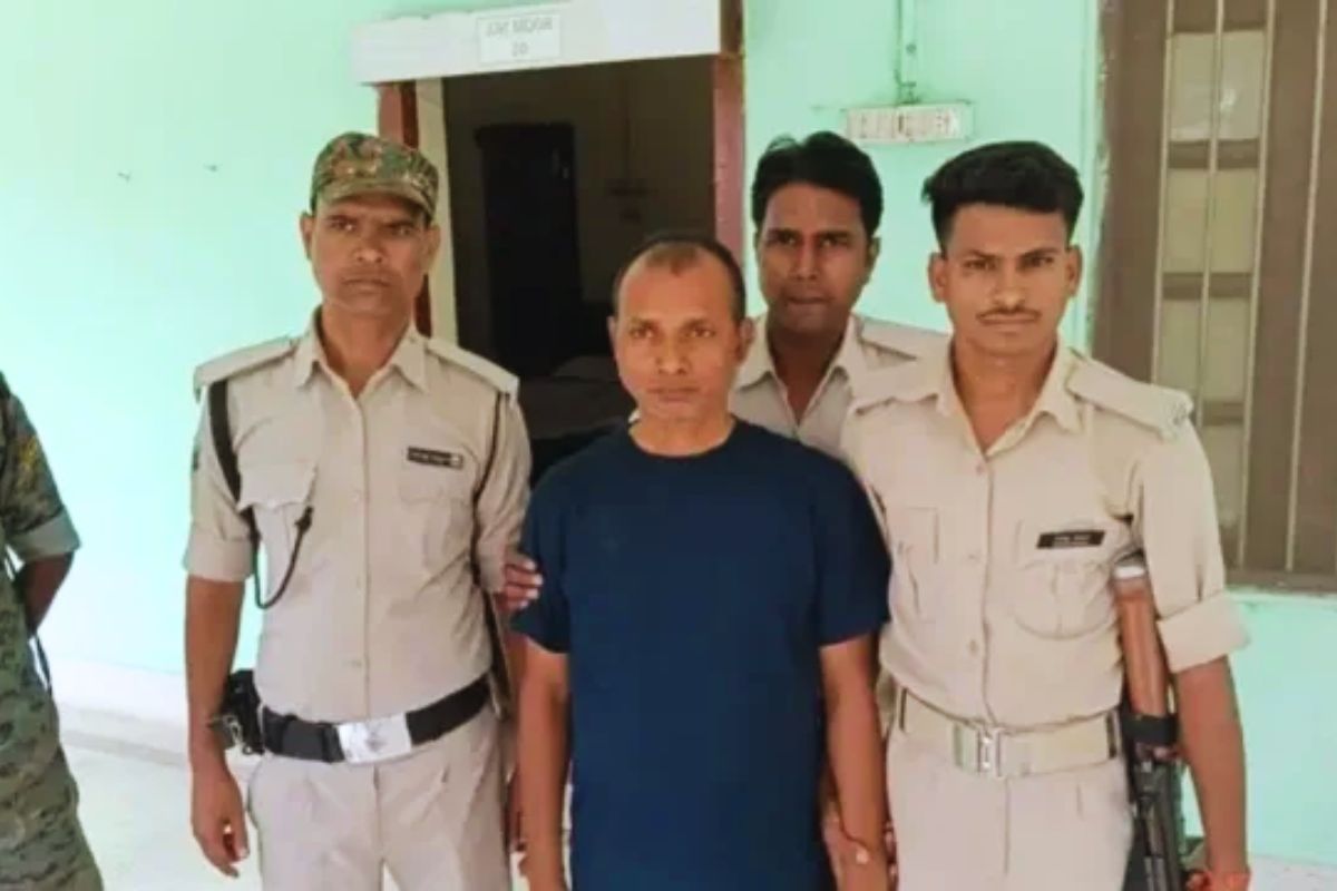 मधुबनी में निगरानी टीम की बड़ी कार्रवाई: तीन लाख रिश्वत लेते अंचल निरीक्षक रंगेहाथ गिरफ्तार