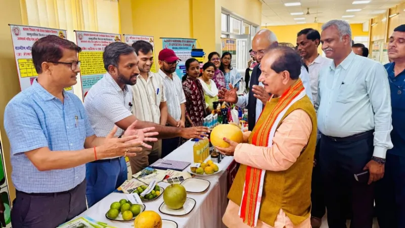 बिहार के डिप्टी CM विजय सिन्हा ने अयोध्या में किसानों को संबोधित किया: 'मजबूत खेत-गांव ही बनाएंगे आत्मनिर्भर भारत